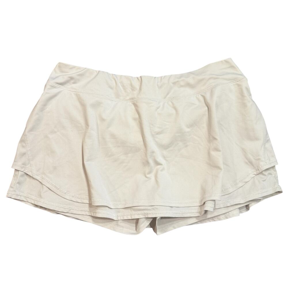 Tek Gear Women’s white tennis skort, tiered, built in shorts, Xl